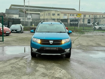 Used Dacia Sandero Stepway 2015 for sale - 77376307: Photo
