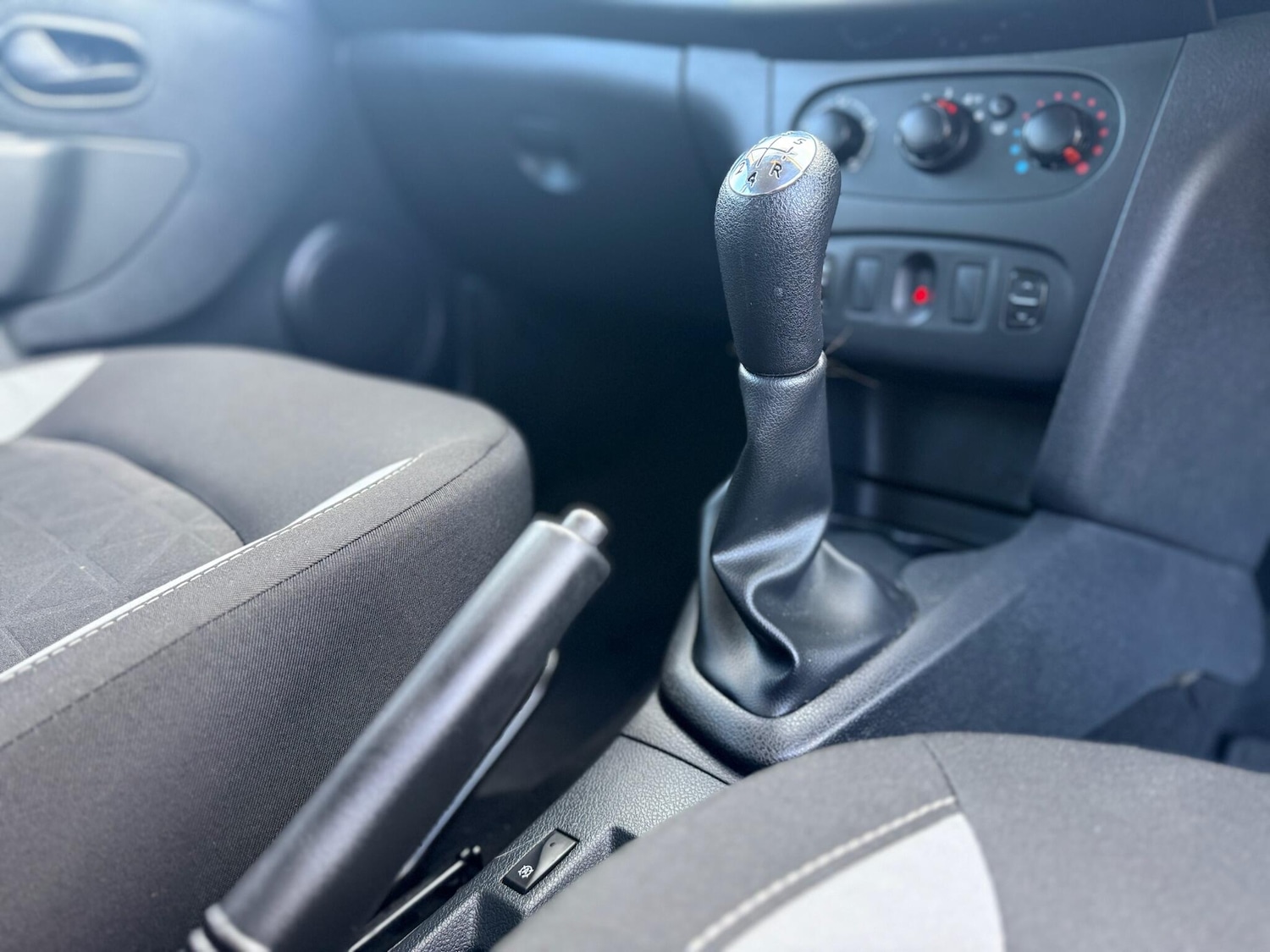 Used Dacia Sandero Stepway 2015 for sale - 77376307: Photo 47