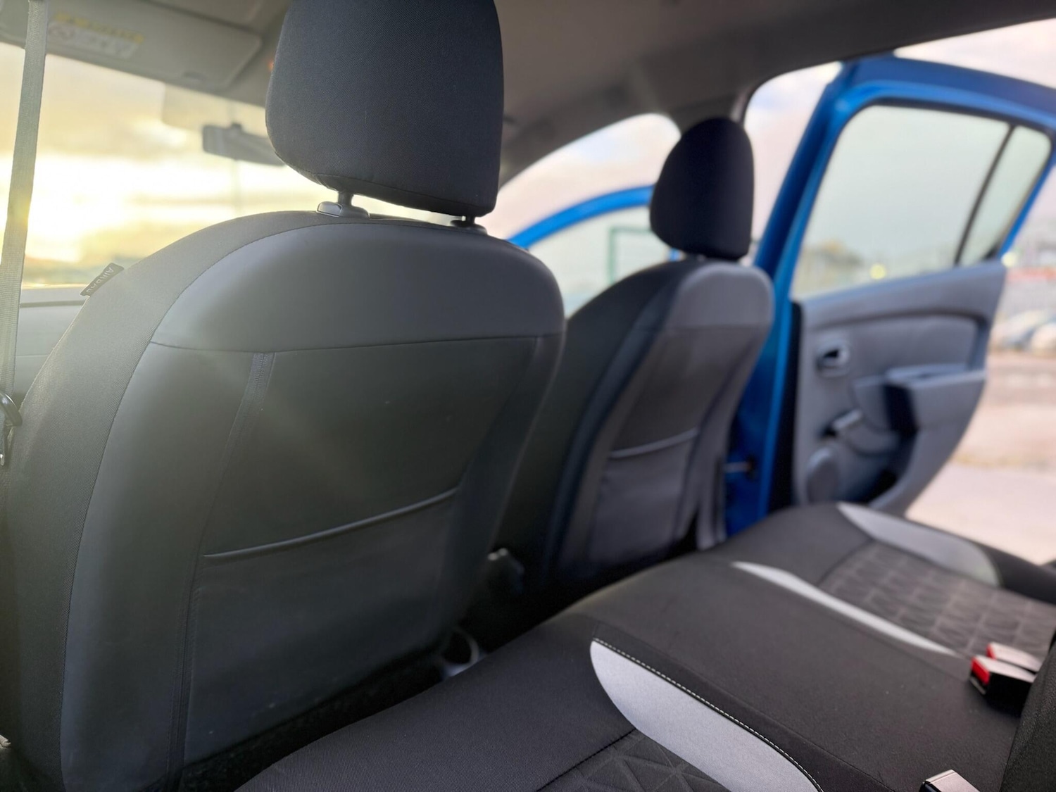 Used Dacia Sandero Stepway 2015 for sale - 77376307: Photo 63