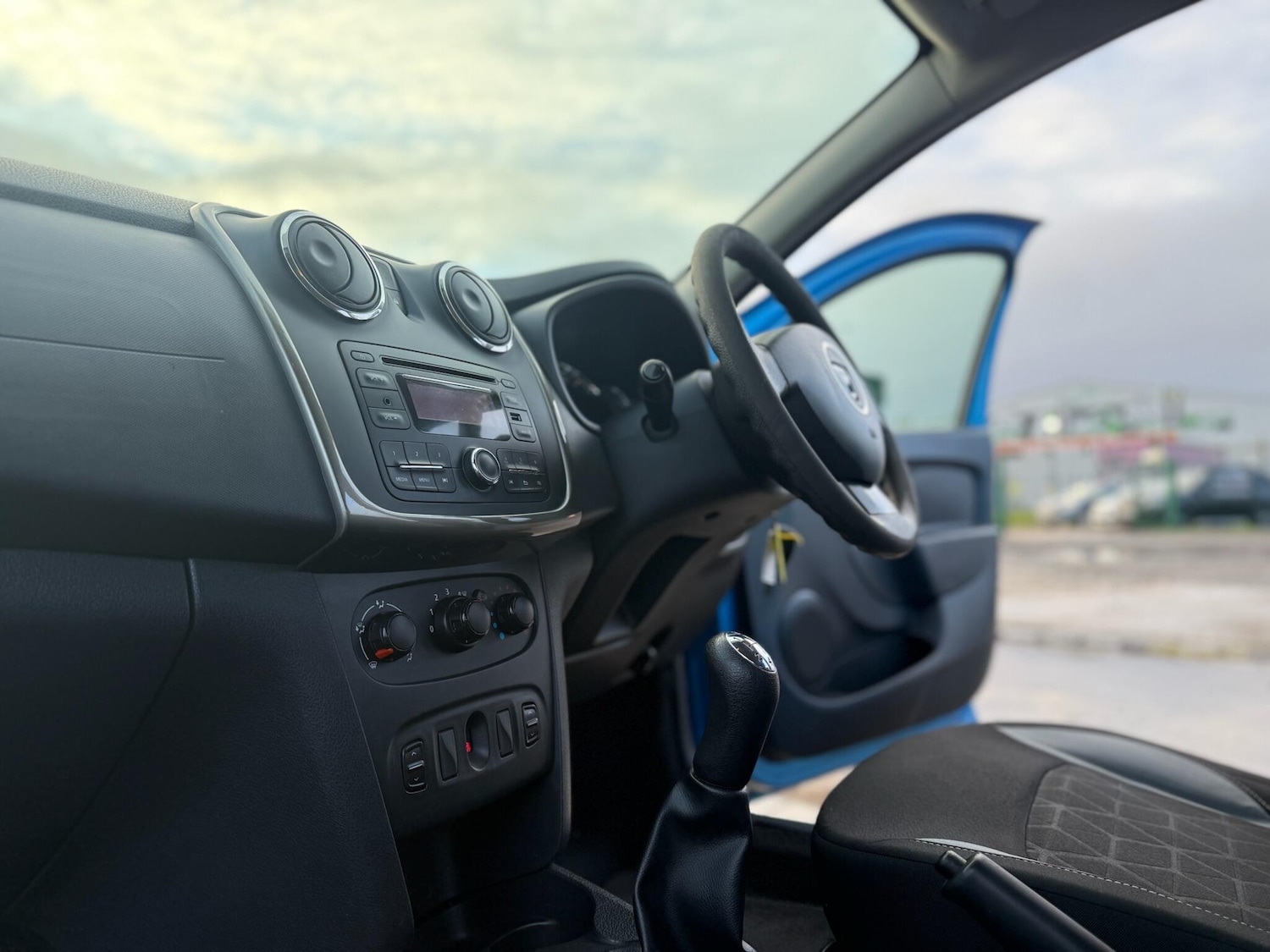 Used Dacia Sandero Stepway 2015 for sale - 77376307: Photo 70