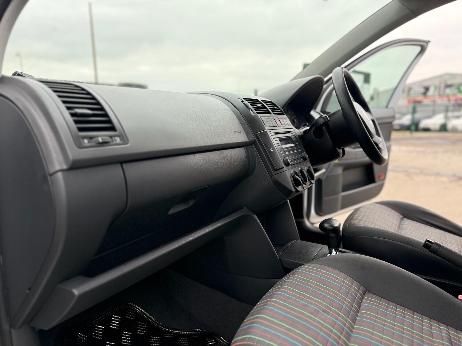 Used Volkswagen Polo for sale - 77683736: Photo 28