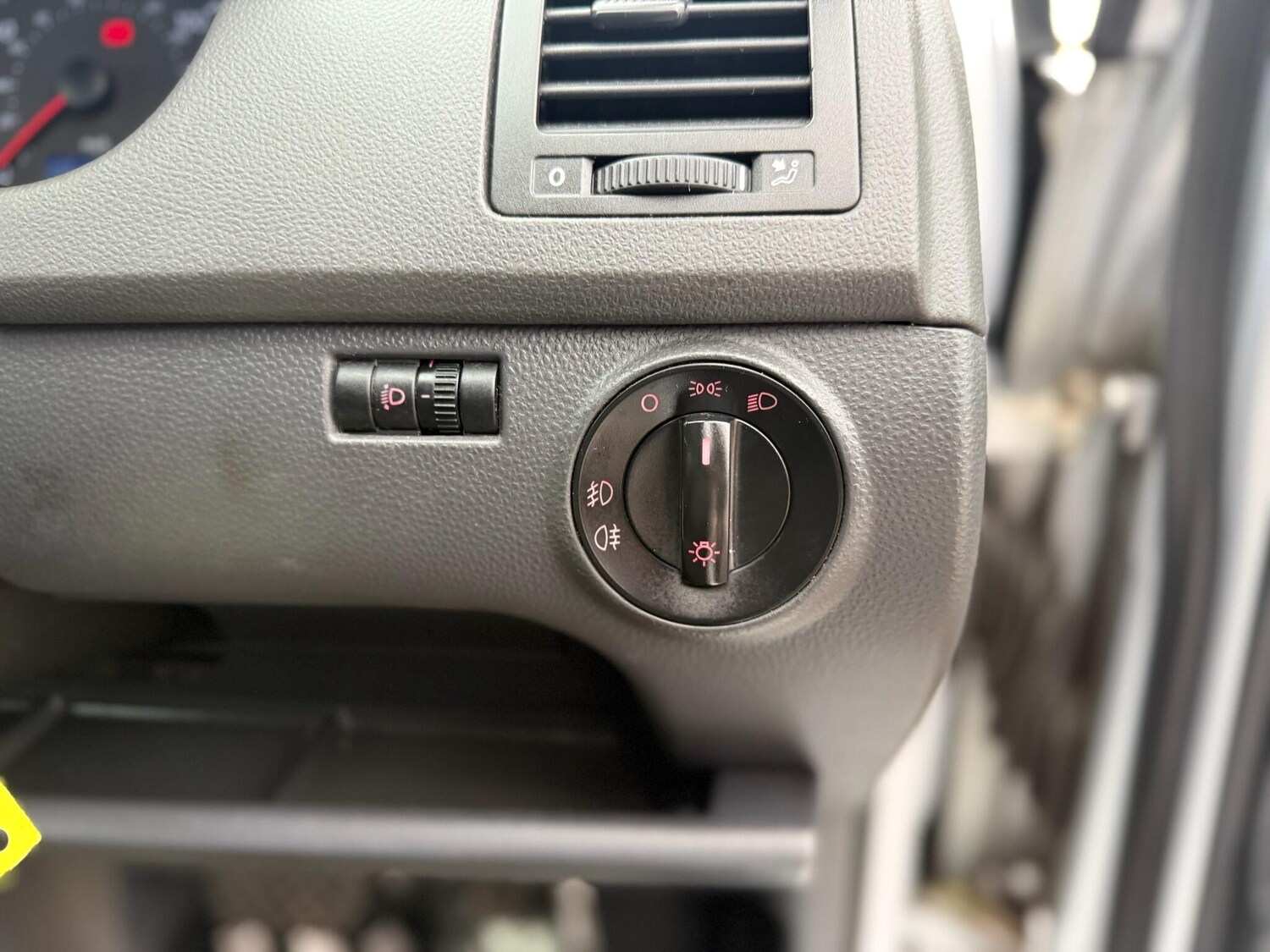 Used Volkswagen Polo for sale - 77683736: Photo 40