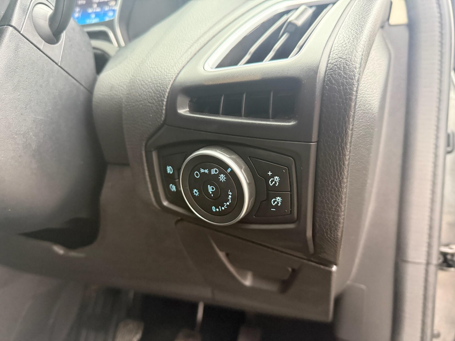 Used Ford Focus for sale - 77825311: Photo 41