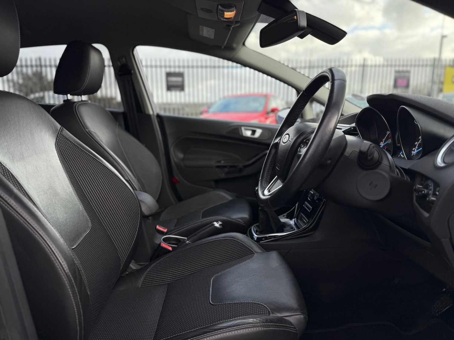 Used Ford Fiesta 2016 for sale - 77331521: Photo 25