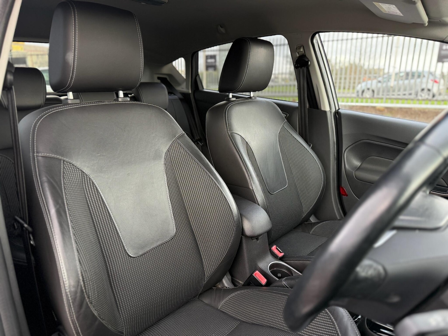 Used Ford Fiesta 2016 for sale - 77331521: Photo 27