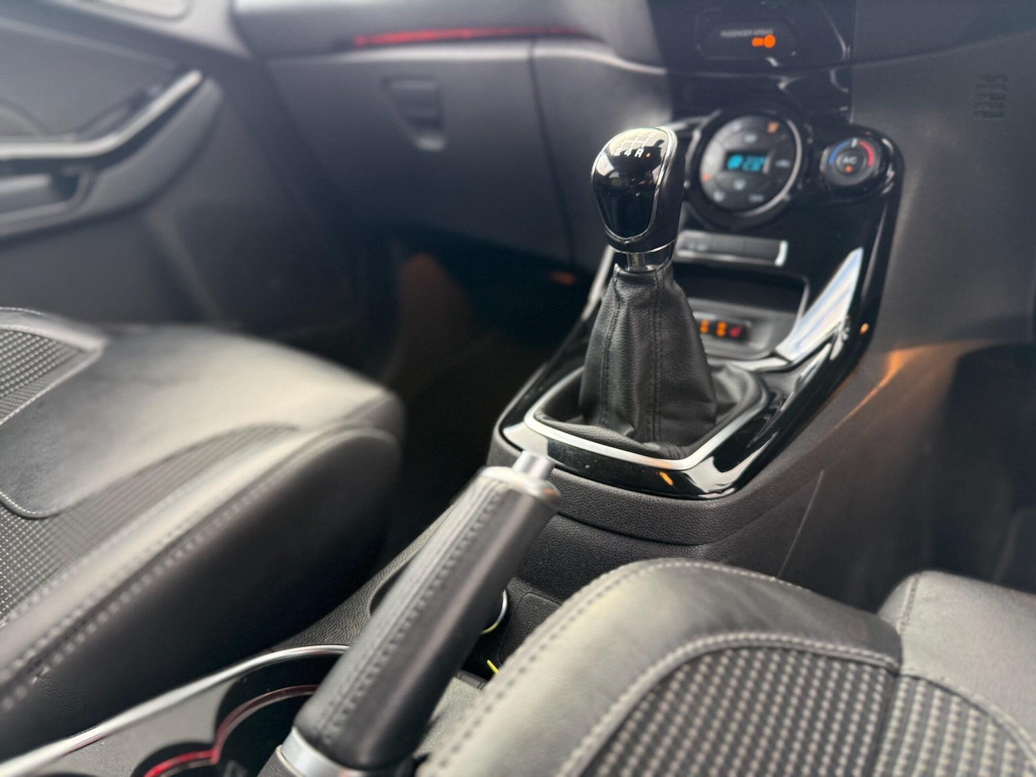 Used Ford Fiesta 2016 for sale - 77331521: Photo 43