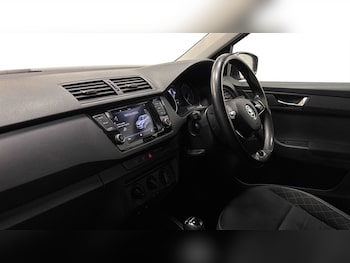 Used Skoda Fabia 2021 for sale - 77619559: Photo