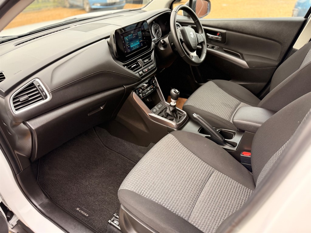 Used Suzuki SX4 S-Cross 2023 for sale - 77619517: Photo 3