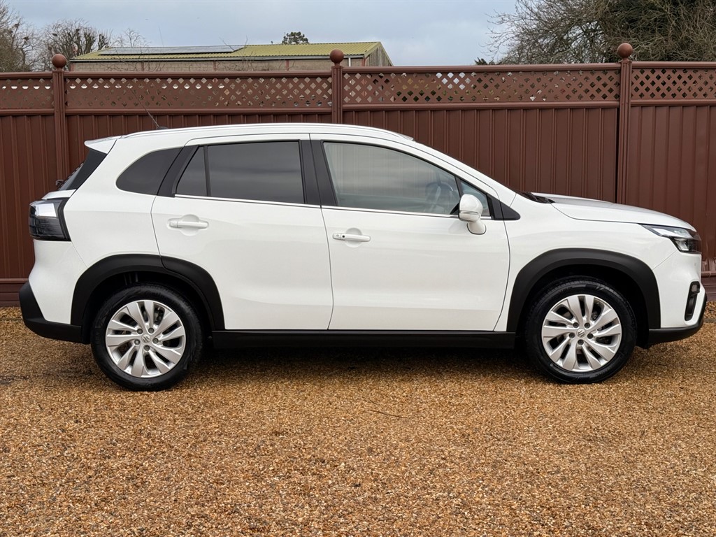 Used Suzuki SX4 S-Cross 2023 for sale - 77619517: Photo 4