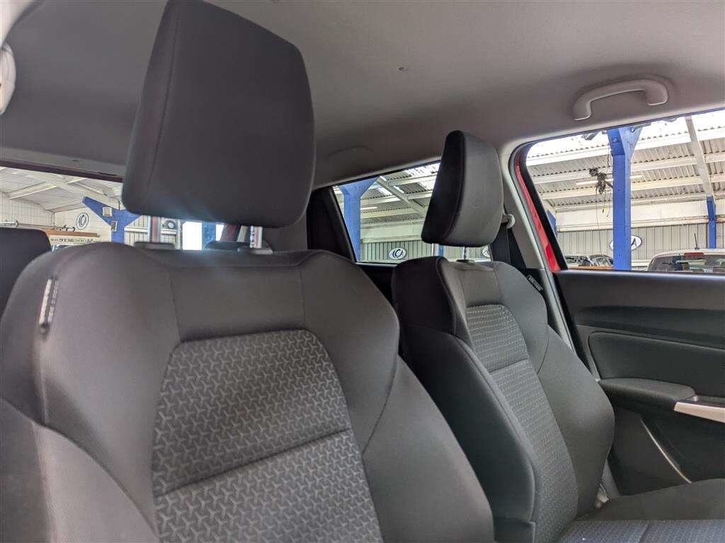 Used Suzuki Swift 2017 for sale - 77841902: Photo 11