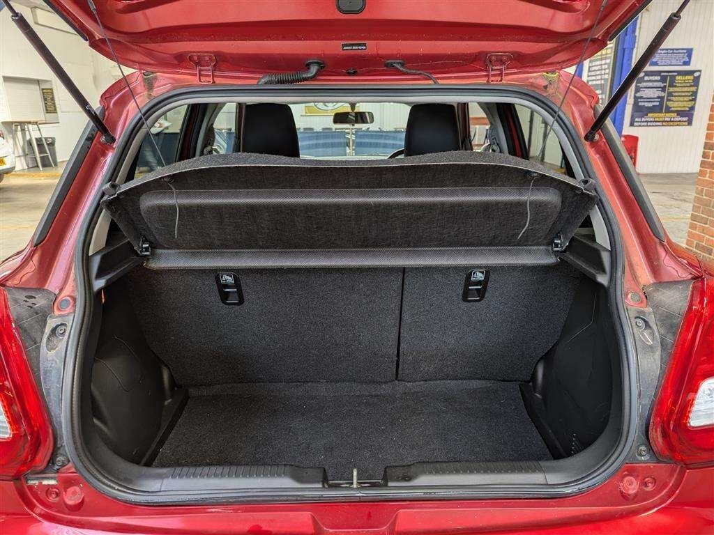 Used Suzuki Swift 2017 for sale - 77841902: Photo 8