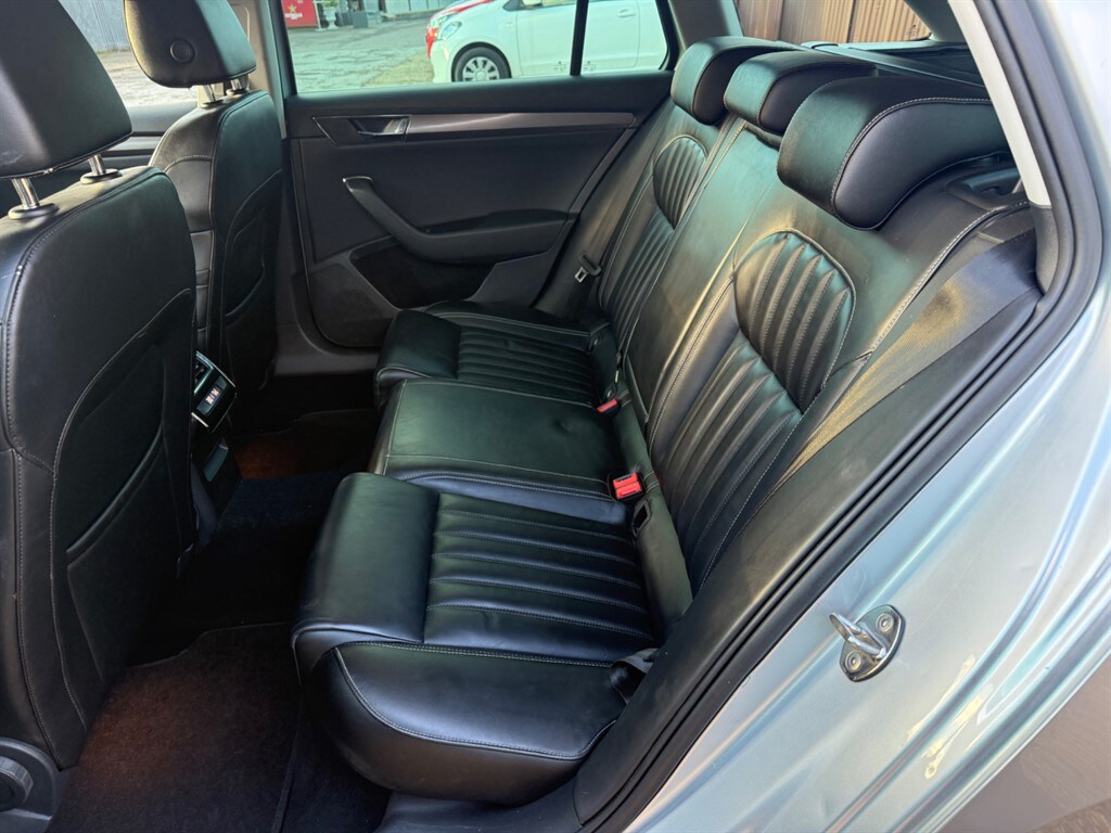 Used Skoda Superb 2019 for sale - 77619524: Photo 32