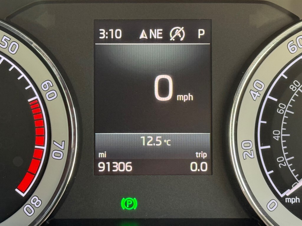 Used Skoda Superb 2019 for sale - 77619524: Photo 49