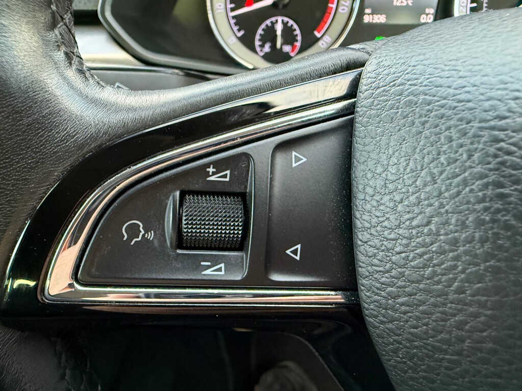 Used Skoda Superb 2019 for sale - 77619524: Photo 51