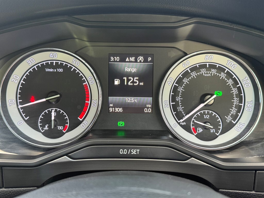 Used Skoda Superb 2019 for sale - 77619524: Photo 68