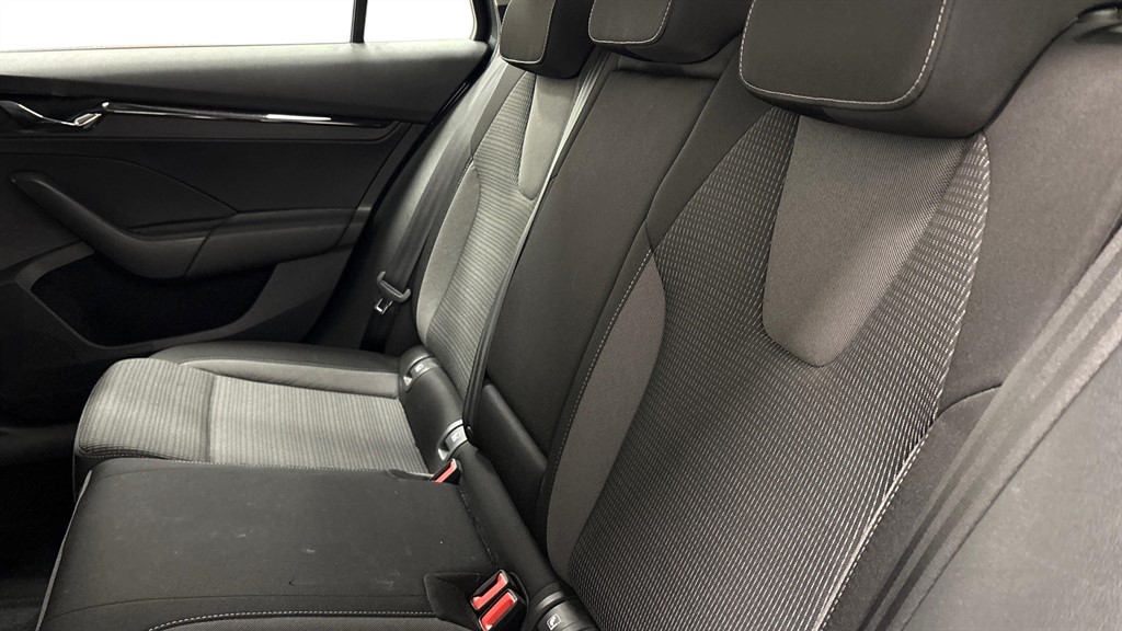 Used Skoda Octavia 2020 for sale - 77810509: Photo 4