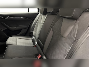 Used Skoda Octavia 2020 for sale - 77810509: Photo