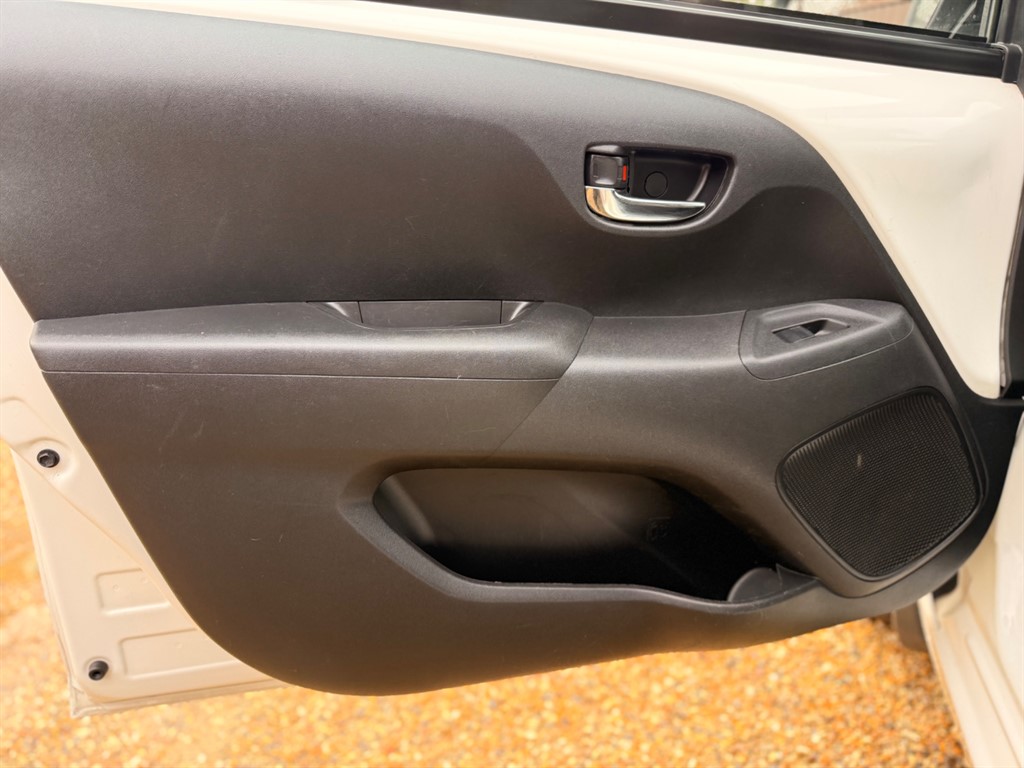 Used Toyota AYGO 2017 for sale - 77619560: Photo 14