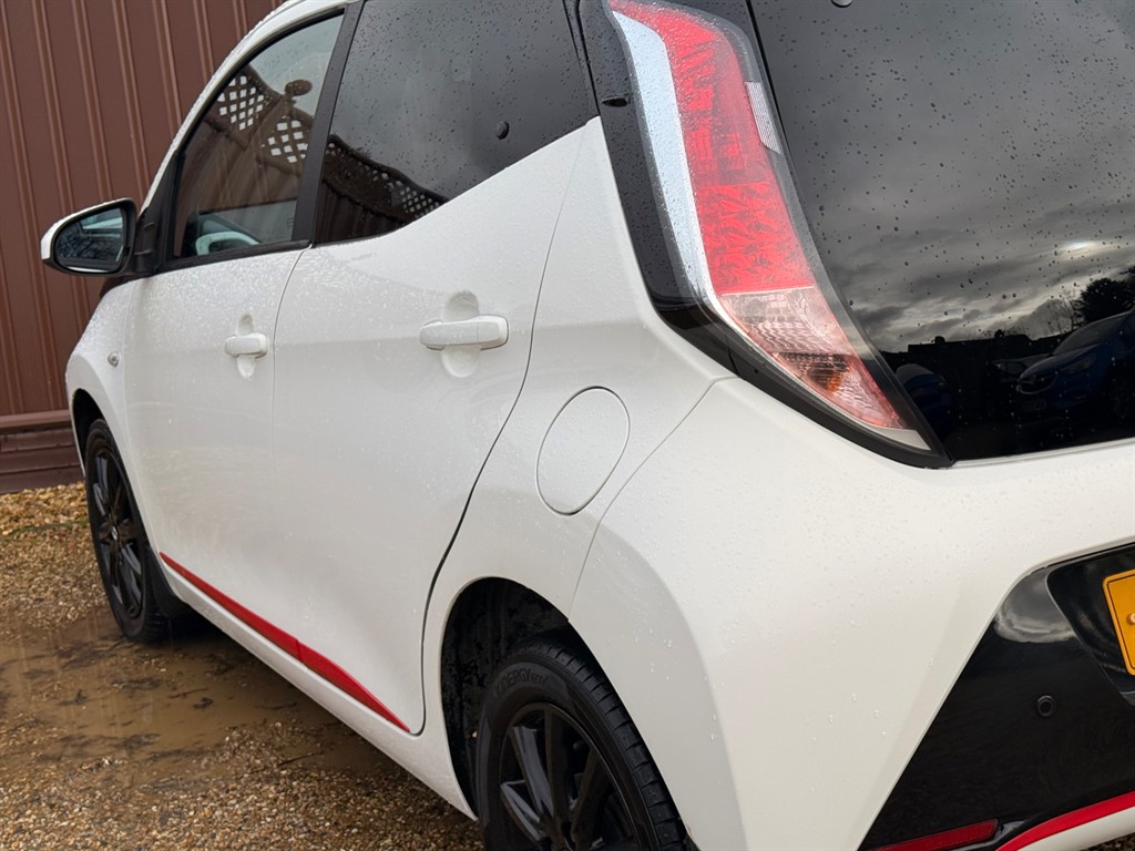Used Toyota AYGO 2017 for sale - 77619560: Photo 29