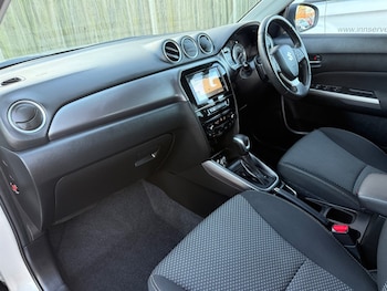 Used Suzuki Vitara 2023 for sale - 77619521: Photo