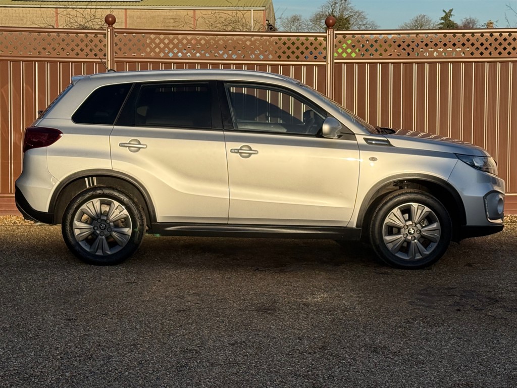 Used Suzuki Vitara 2023 for sale - 77619521: Photo 4