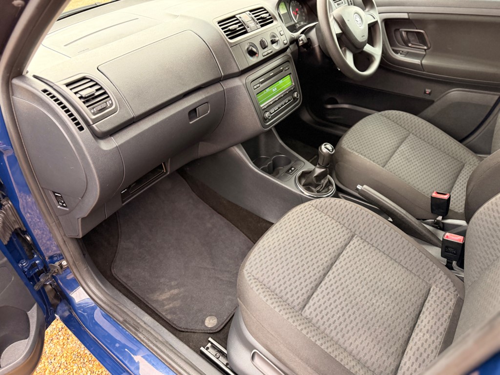 Used Skoda Fabia 2013 for sale - 77630995: Photo 2