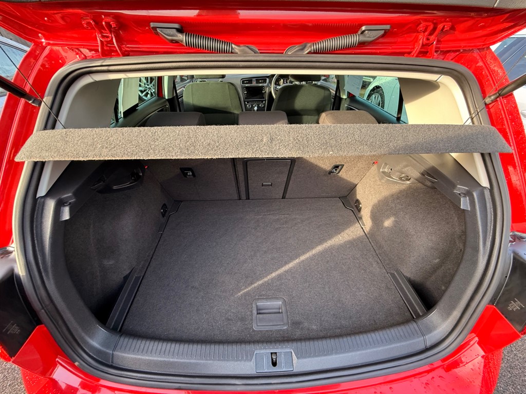 Used Volkswagen Golf 2018 for sale - 77619497: Photo 19