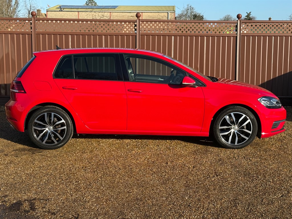 Used Volkswagen Golf 2018 for sale - 77619497: Photo 3