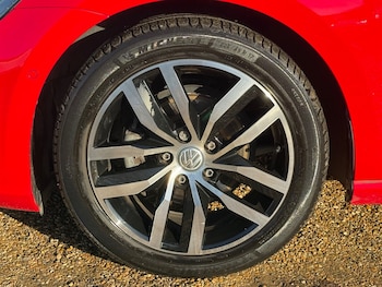 Used Volkswagen Golf 2018 for sale - 77619497: Photo