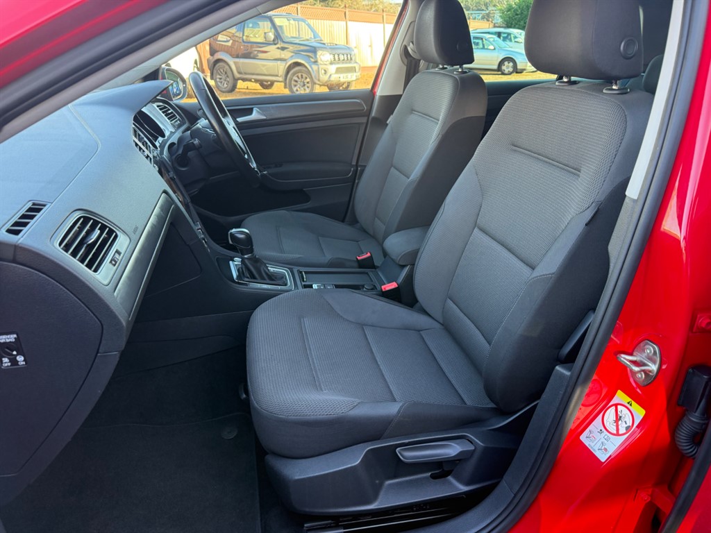 Used Volkswagen Golf 2018 for sale - 77619497: Photo 59