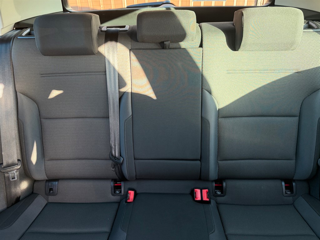 Used Volkswagen Golf 2018 for sale - 77619497: Photo 8