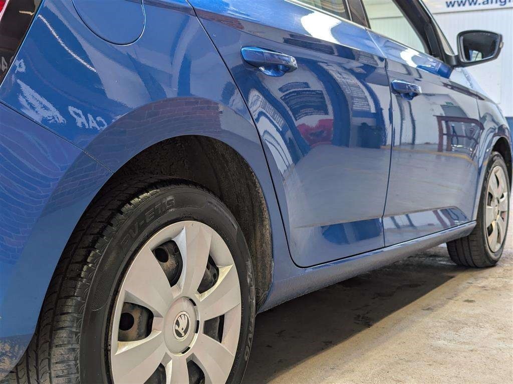 Used Skoda Fabia 2016 for sale - 77841873: Photo 6