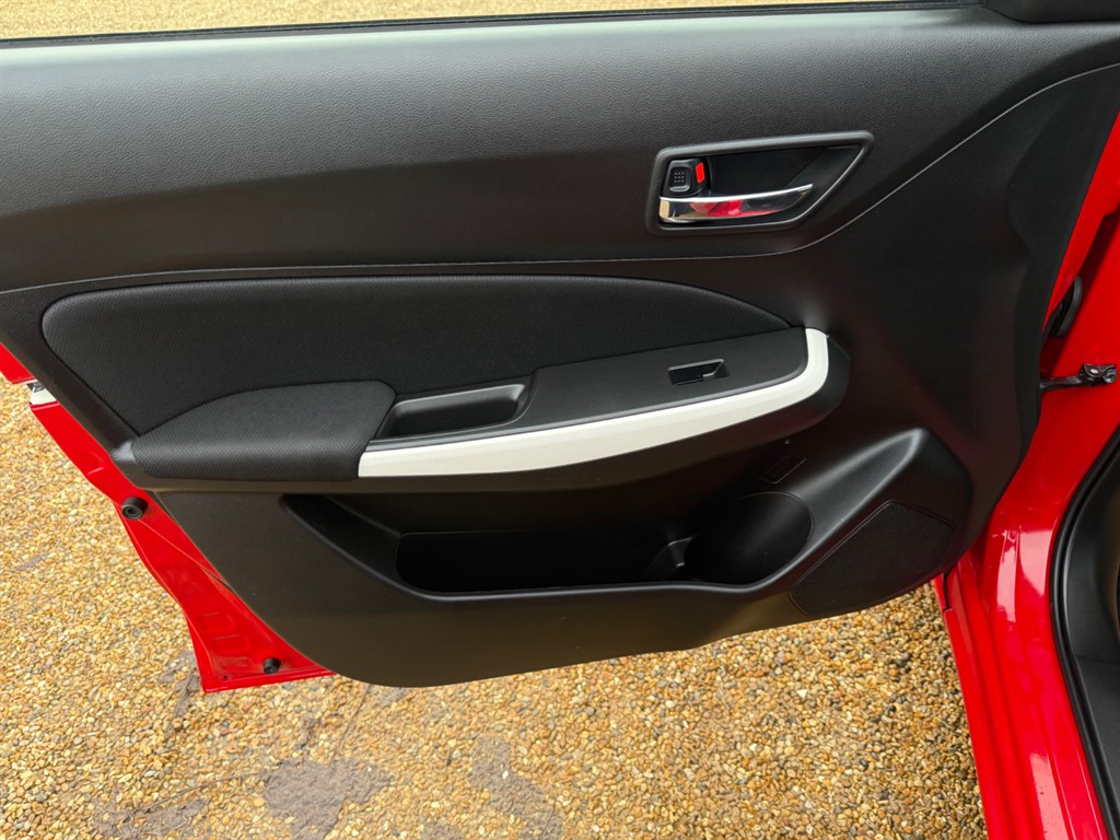 Used Suzuki Swift 2022 for sale - 77619549: Photo 22