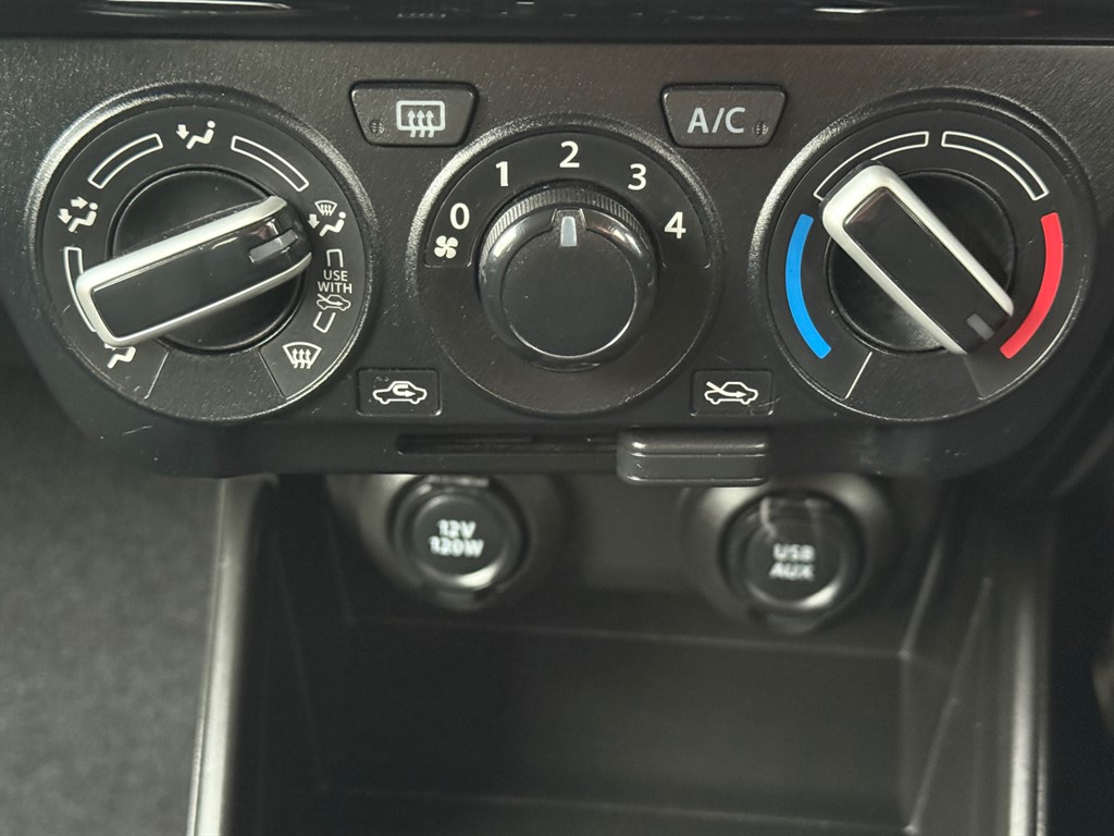 Used Suzuki Swift 2022 for sale - 77619549: Photo 38