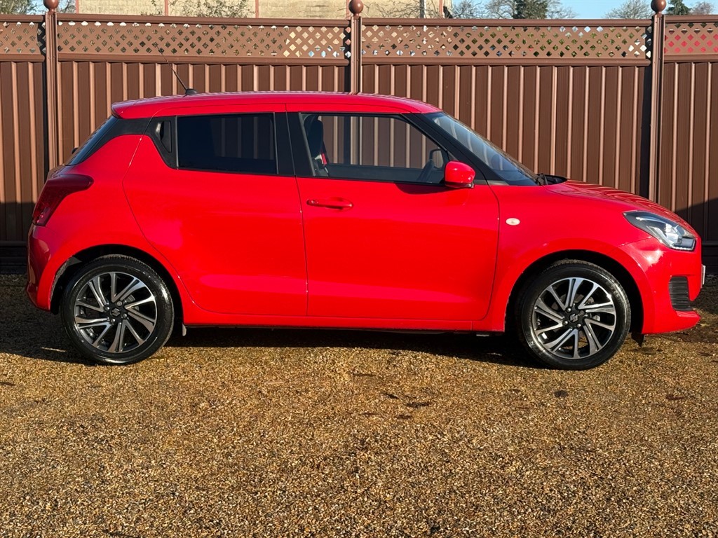 Used Suzuki Swift 2022 for sale - 77619549: Photo 4