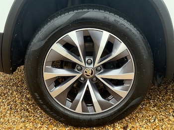 Used Skoda Kodiaq 2023 for sale - 77619480: Photo