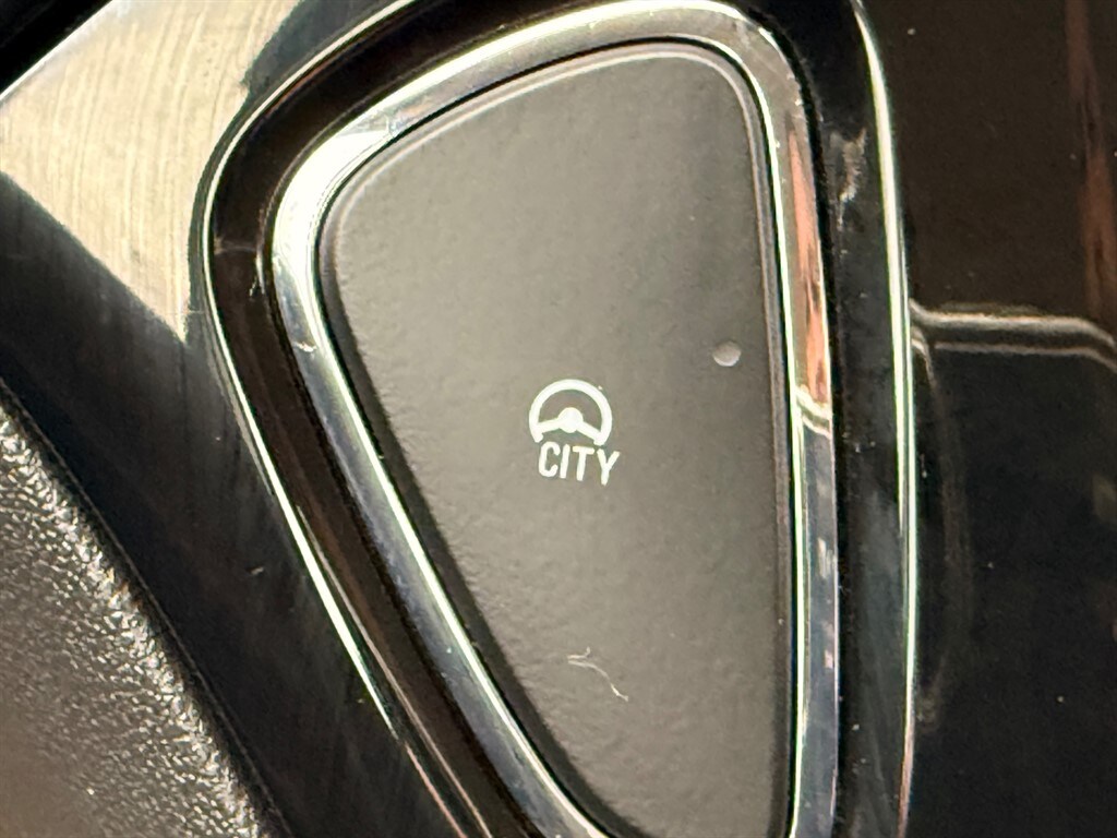 Used Vauxhall Corsa 2017 for sale - 78137373: Photo 28