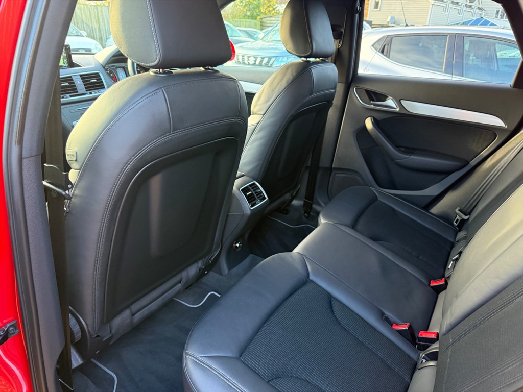 Used Audi Q3 2018 for sale - 77619529: Photo 33