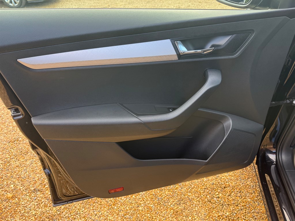 Used Skoda Karoq 2022 for sale - 77619503: Photo 22