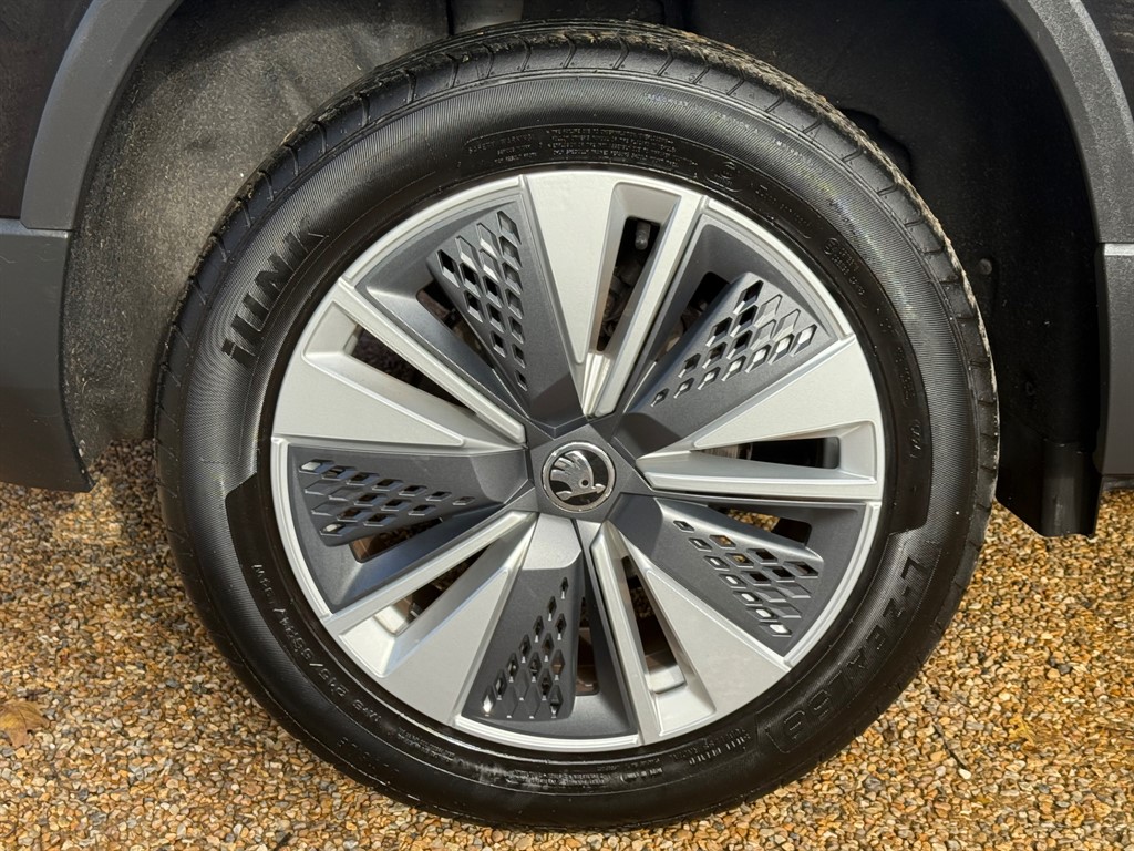 Used Skoda Karoq 2022 for sale - 77619503: Photo 4