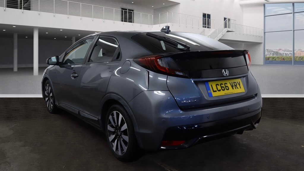 Used Honda Civic 2016 for sale - 77778798: Photo 10