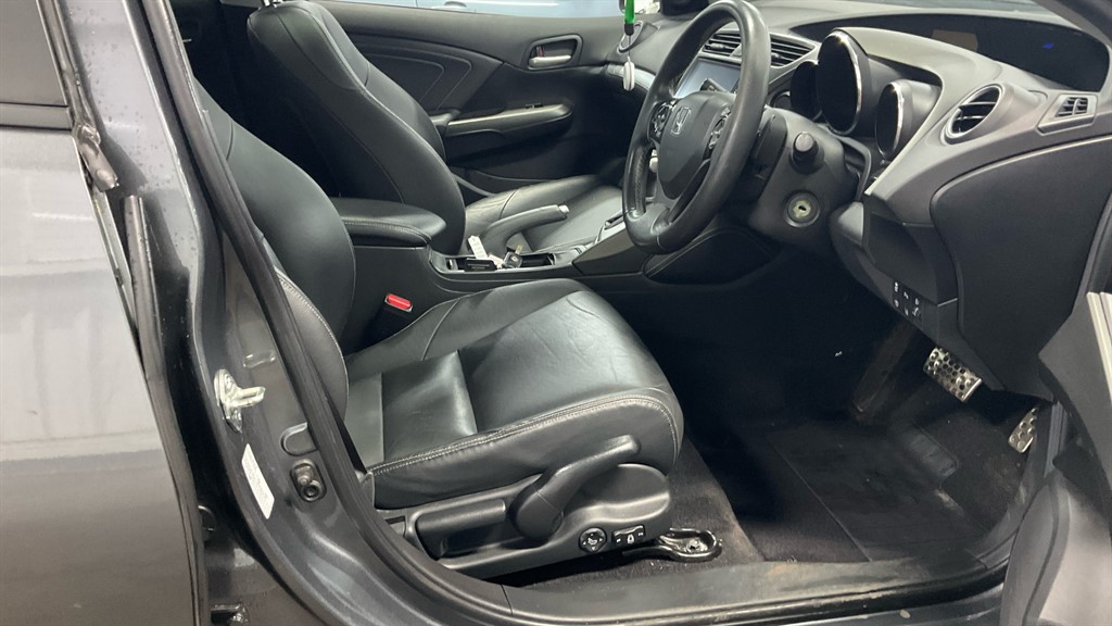 Used Honda Civic 2016 for sale - 77778798: Photo 3