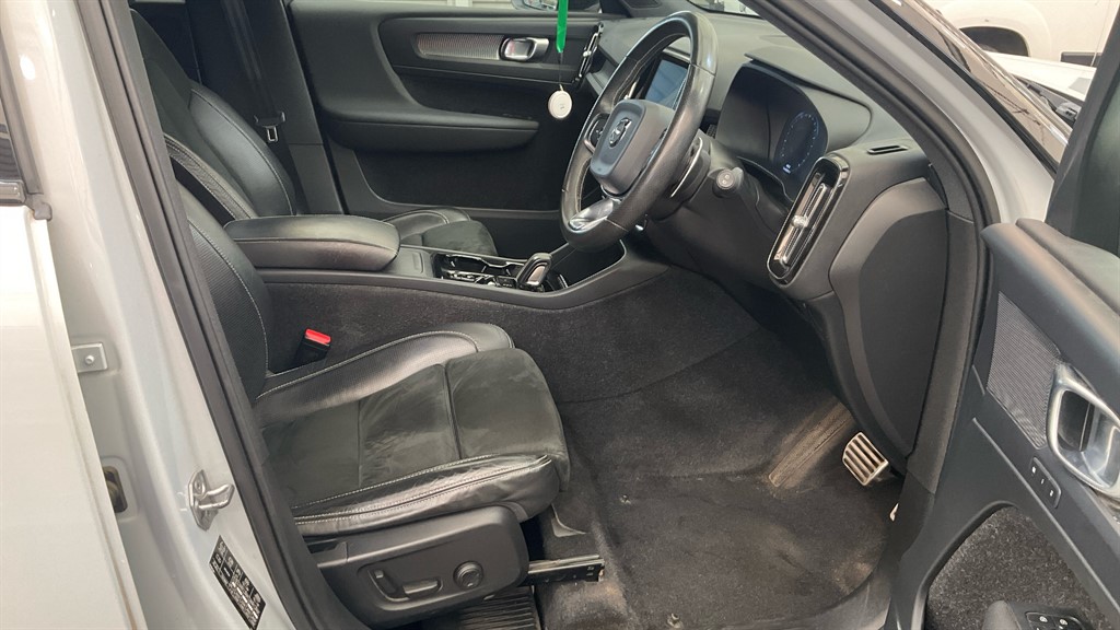 Used Volvo XC40 2019 for sale - 78049954: Photo 2