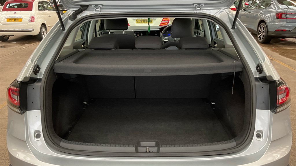 Used Volkswagen Taigo 2024 for sale - 77942502: Photo 9