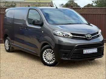 Used Toyota ProAce 2023 for sale - 77619518: Photo