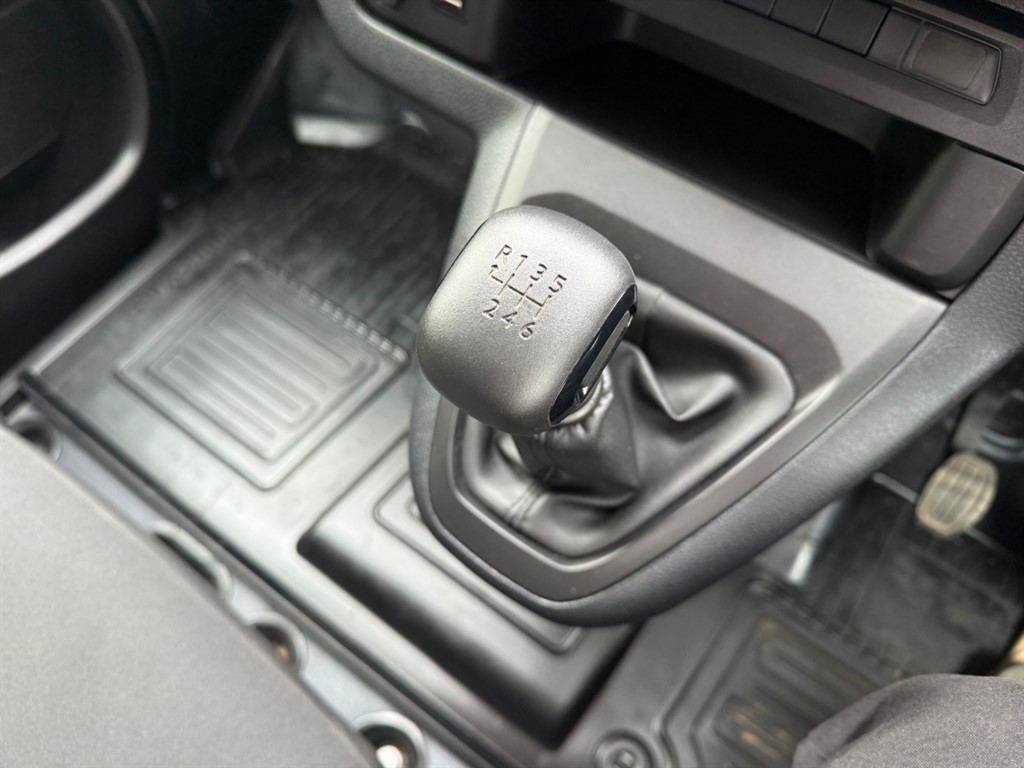 Used Toyota ProAce 2023 for sale - 77619518: Photo 29