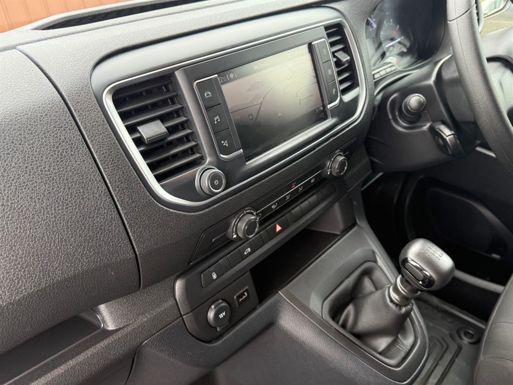 Used Toyota ProAce 2023 for sale - 77619518: Photo 37