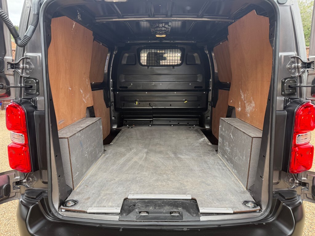 Used Toyota ProAce 2023 for sale - 77619518: Photo 6