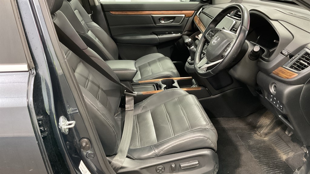 Used Honda CR-V 2019 for sale - 78049947: Photo 2