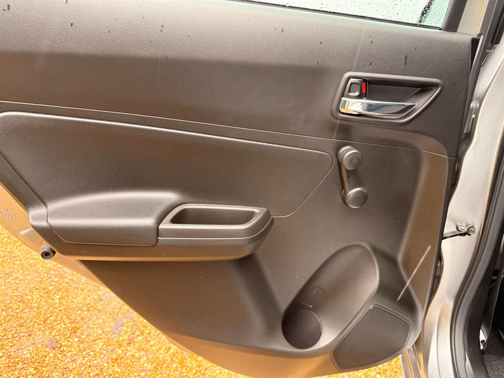 Used Suzuki Swift 2023 for sale - 77619543: Photo 13